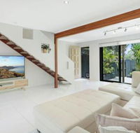 Cool Coastal Chic Noosaville - Whitsundays Accommodation