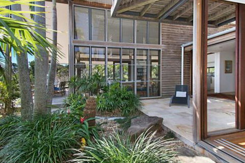 Above The Pass - Whitsundays Accommodation 3