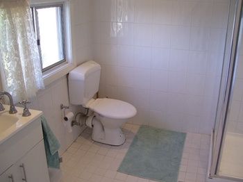 Aussie Bacon & Eggs Cottages - Whitsundays Accommodation 5