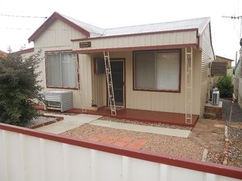 Aussie Bacon & Eggs Cottages - Whitsundays Accommodation 2
