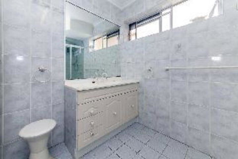 Laman Lodge Unit 3 15 Laman Street - Whitsundays Accommodation 3