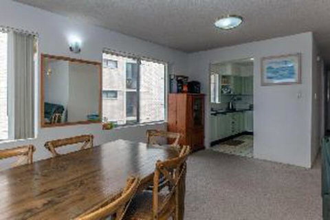 Laman Lodge Unit 3 15 Laman Street - Whitsundays Accommodation 4