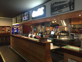 Duke Of Kent Hotel - Whitsundays Accommodation 4