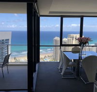Circle on Cavill Luxury 2 Bedroom Ocean Views - Whitsundays Accommodation