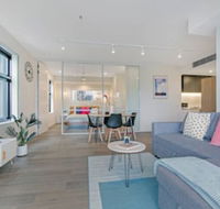 NEW Cozy Comfy APT Near Sydney Airport  CBD - Whitsundays Accommodation
