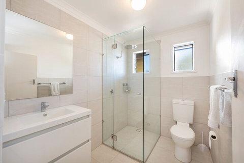 Heart Of Peregian, 19 Piper Street, Peregian Beach, Noosa Area - Whitsundays Accommodation 7