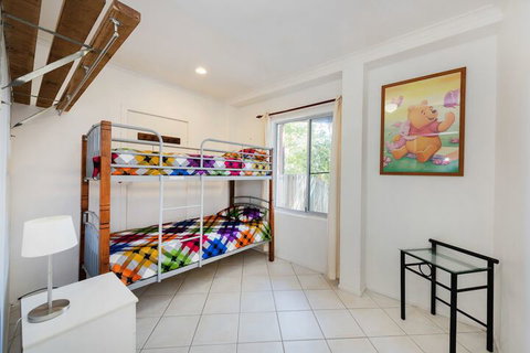 Heart Of Peregian, 19 Piper Street, Peregian Beach, Noosa Area - Whitsundays Accommodation 6