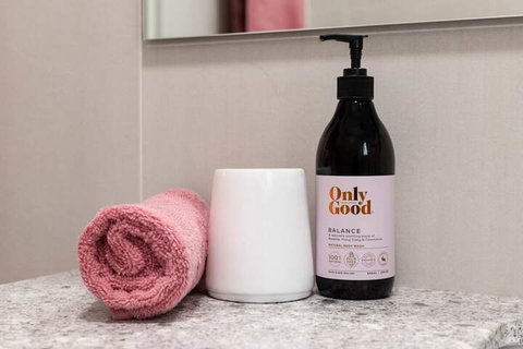 Garden Style Apartment In Prime Location - Whitsundays Accommodation 6