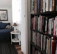 Assemblage Boutique Art Bed  Breakfast - Whitsundays Accommodation