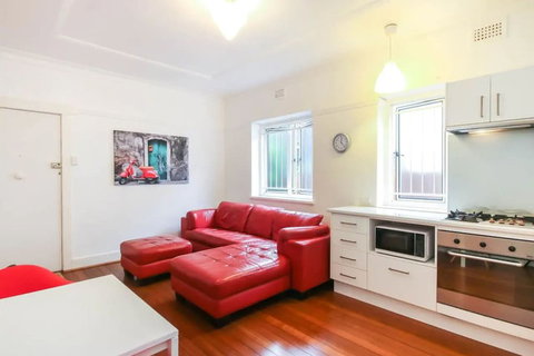 Quiet 1 Bedroom Apartment 5 Minutes From CBD - Whitsundays Accommodation 4