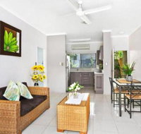 Cairns Reef Retreat - Whitsundays Accommodation