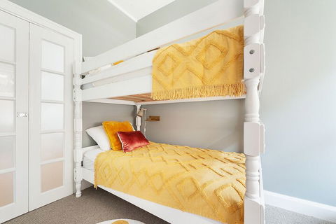Salty's 2 Bedroom Beach Home - Whitsundays Accommodation 3