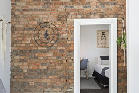 Bluestone Cottage Launceston - Whitsundays Accommodation 2