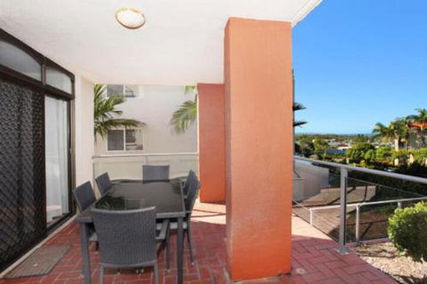 Unit 2 Cooltoro Court 7 Frank Street Coolum Beach 400 BOND LINEN INCLUDED - Whitsundays Accommodation 5
