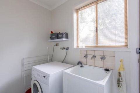PERFECT On PYMBLE AVE - Whitsundays Accommodation 4