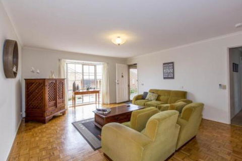 PERFECT On PYMBLE AVE - Whitsundays Accommodation 2