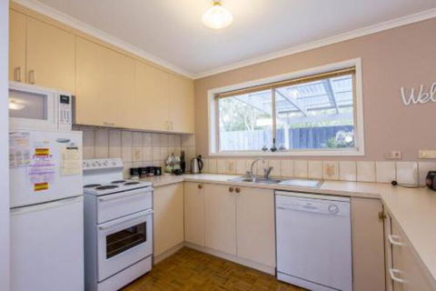 PERFECT On PYMBLE AVE - Whitsundays Accommodation 7