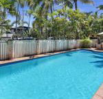 Low Tide on Noosa Sound Pet Friendly - Whitsundays Accommodation