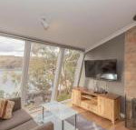 Dauphine 1 / 23 Townsend Street - Whitsundays Accommodation