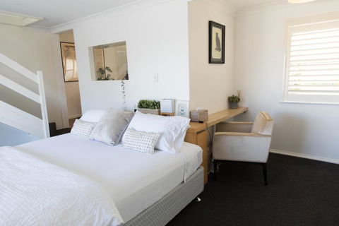 White Beach Cottage - Whitsundays Accommodation 1