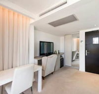 The Nest - Trendy Studio near Center with Roof Terrace - Whitsundays Accommodation