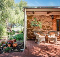 Lucys Cottage - Whitsundays Accommodation
