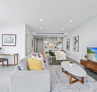 HomeHotel Ultra Luxury 2 Bedroom next to Mall  Train - Whitsundays Accommodation