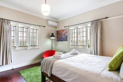 Quiet 3 Bedroom House In Albion With Parking - Whitsundays Accommodation 6