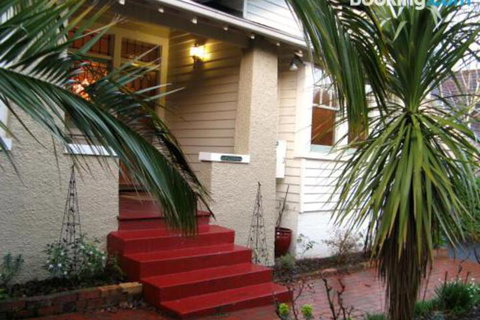 Twyford - Whitsundays Accommodation 0
