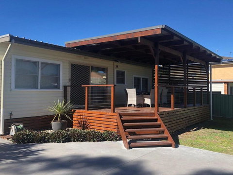 Sandy Shoal 46 Rigney Street Shoal Bay Beach Cottage With Aircon - Whitsundays Accommodation 6