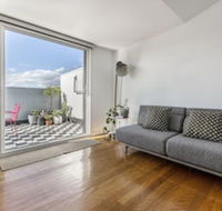 Fabulous Fitzroy Converted Warehouse - Whitsundays Accommodation