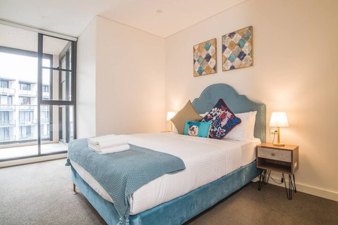 Bright & Modern! 2bed 2bath APT With Parking - Whitsundays Accommodation 5