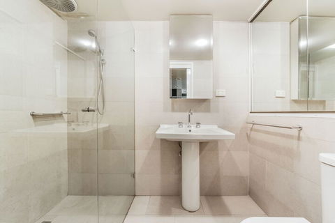 Darling Suite - Whitsundays Accommodation 3