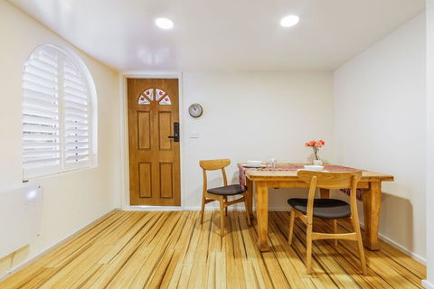 Darling Suite - Whitsundays Accommodation 2