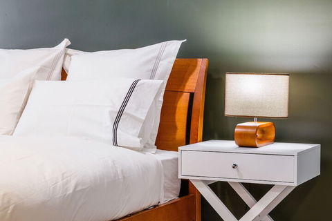 Darling Suite - Whitsundays Accommodation 6