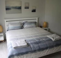 Warnbro Beach Family Accommodation - Whitsundays Accommodation