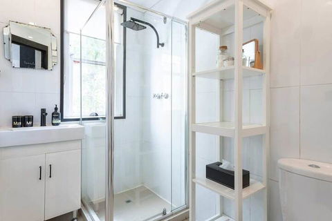 Le Studio At Potts Point - Whitsundays Accommodation 7