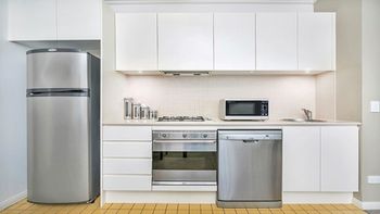The Apartment Service AX405 - Whitsundays Accommodation 5