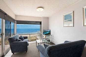 Dolphin Court 15 - Whitsundays Accommodation 0