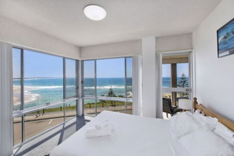Dolphin Court 12 - Whitsundays Accommodation 0