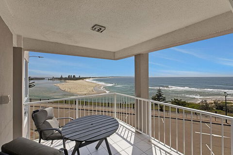 Dolphin Court 12 - Whitsundays Accommodation 7