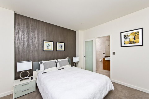 Penthouse Palace - Whitsundays Accommodation 4