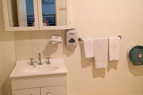 Stables Boutique Motel - Whitsundays Accommodation 6
