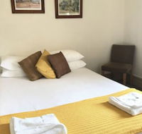 Caledonia Hotel - Whitsundays Accommodation