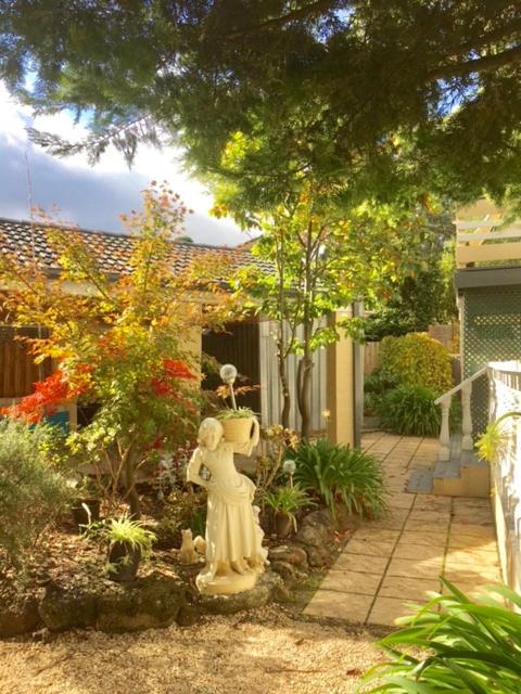 Holiday Home Close To Train Station - Whitsundays Accommodation 1