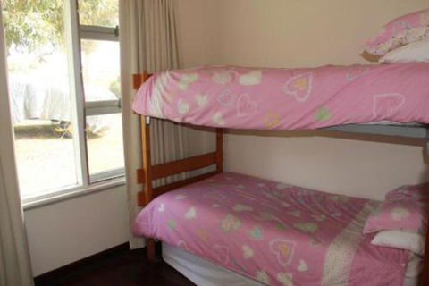 River Panorama Beach House - Whitsundays Accommodation 2