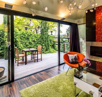 Corinda Contemporary - Whitsundays Accommodation