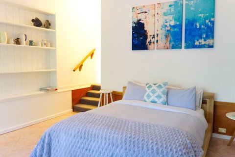 Tilba Lake House - Whitsundays Accommodation 5