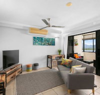 Chic City Apartment w Waterfront Views