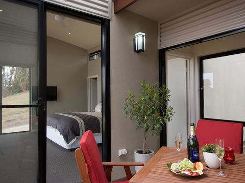 The McLaren Eye Holiday House - Whitsundays Accommodation 4